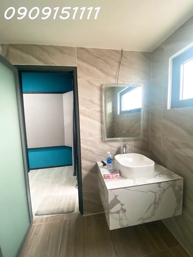 NHÀ ĐẸP- TT QUẬN 7-2 TẦNG- 90N2- NHỈNH 7 TỶ