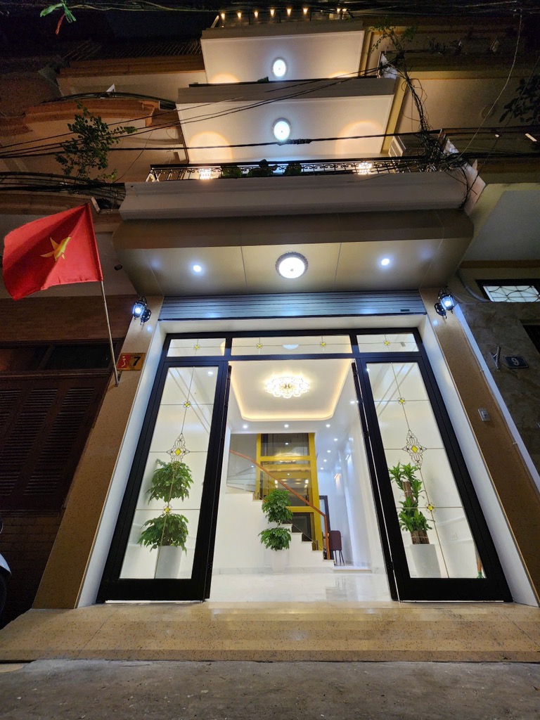 Thái Hà 40m Tụa Son Đạp Thủy 5 tầng thang máy phân lô, 2 thoáng