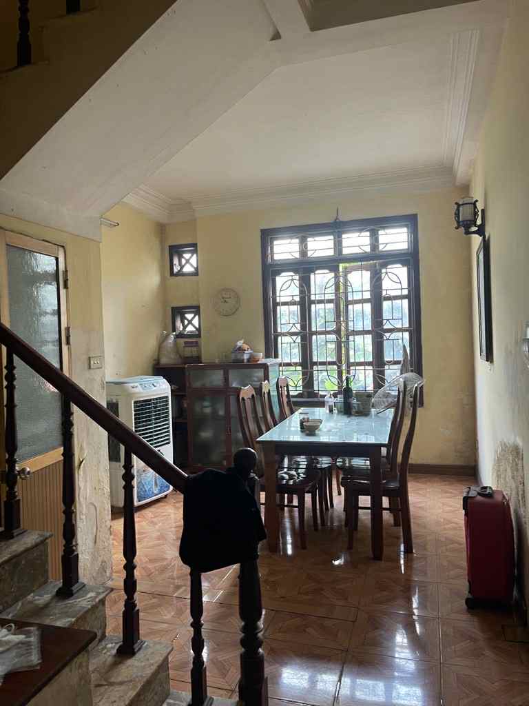 bán nhà mặt phố Ngọc Lâm, 60m, gần ngã tư Ngọc Lâm-Hồng Tiến, cách cầu Chương Dương 5 phút lái xe