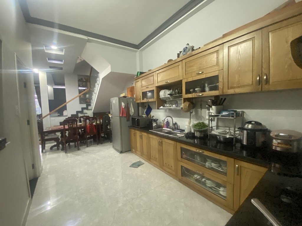 Bán nhà mặt tiền kinh doanh ngay đường Hưng Phú ngang 7m xây 4 tầng chỉ 12 tỷ