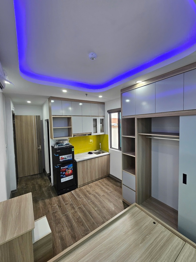 (Tin thật 100%) Bán chung cư mini 51m2 x 17P tại Võng Thị – Tây Hồ – Dòng tiền 1,1 tỷ ~ 7,3%/năm