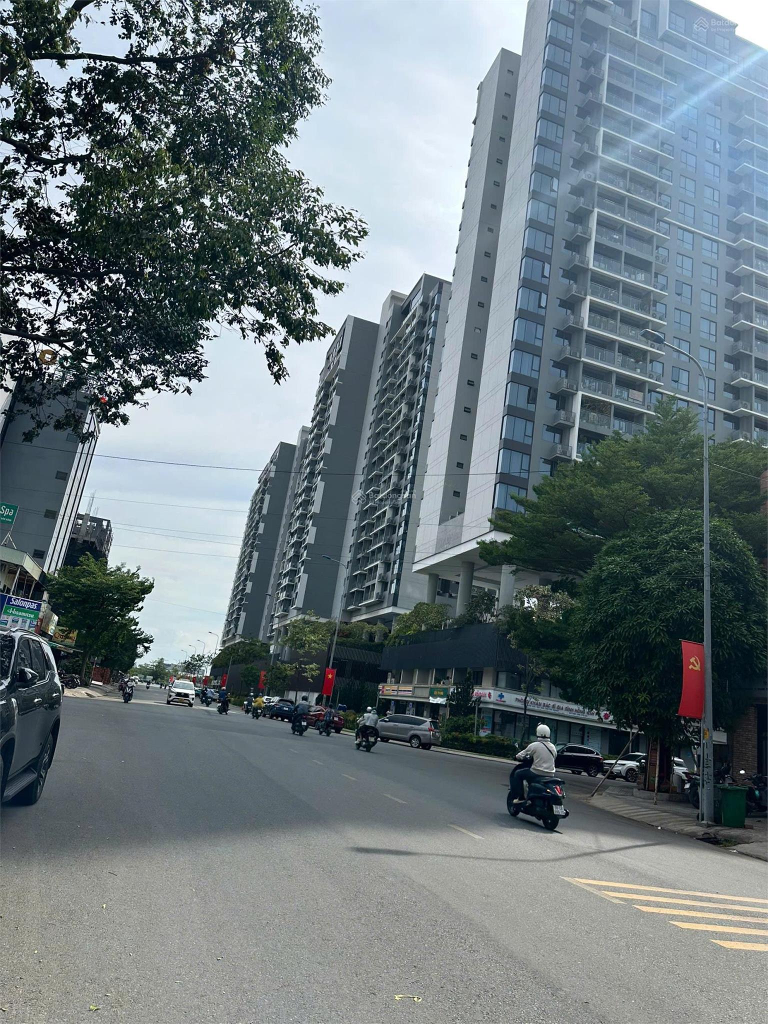 **! Sản Phẩm Hiếm, Góc 2 Mặt Tiền Yên Thế_Hồng Hà P2 Tân Bình 8X15m 3Tầng ST vuông vức