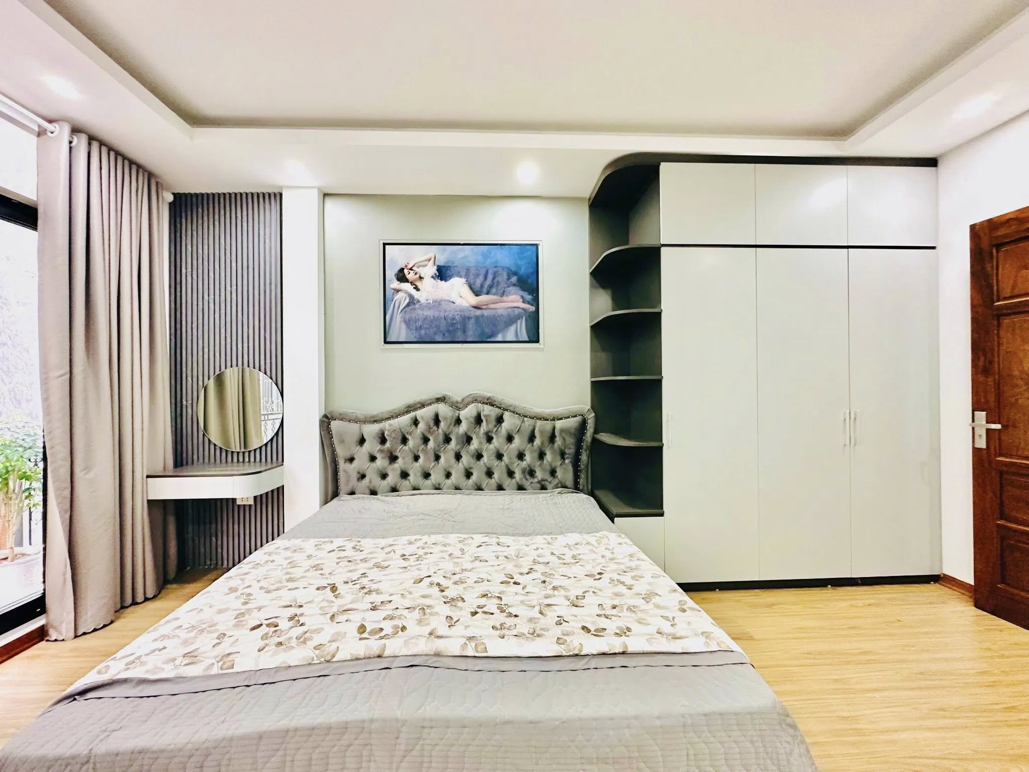 Nhỉnh 9 tỷ, 39m2 x 6T Thang máy, Văn Chương, Đống Đa, 40m ra Oto, nhà mới đẹp, ở ngay