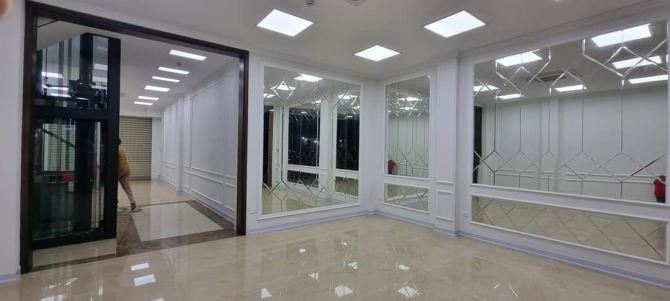 Bán nhà mặt phố vỉa hè đá bóng Phố Hoàng Quốc Việt, Cầu Giấy 84m 7 tầng MT 6m 46.9 tỷ