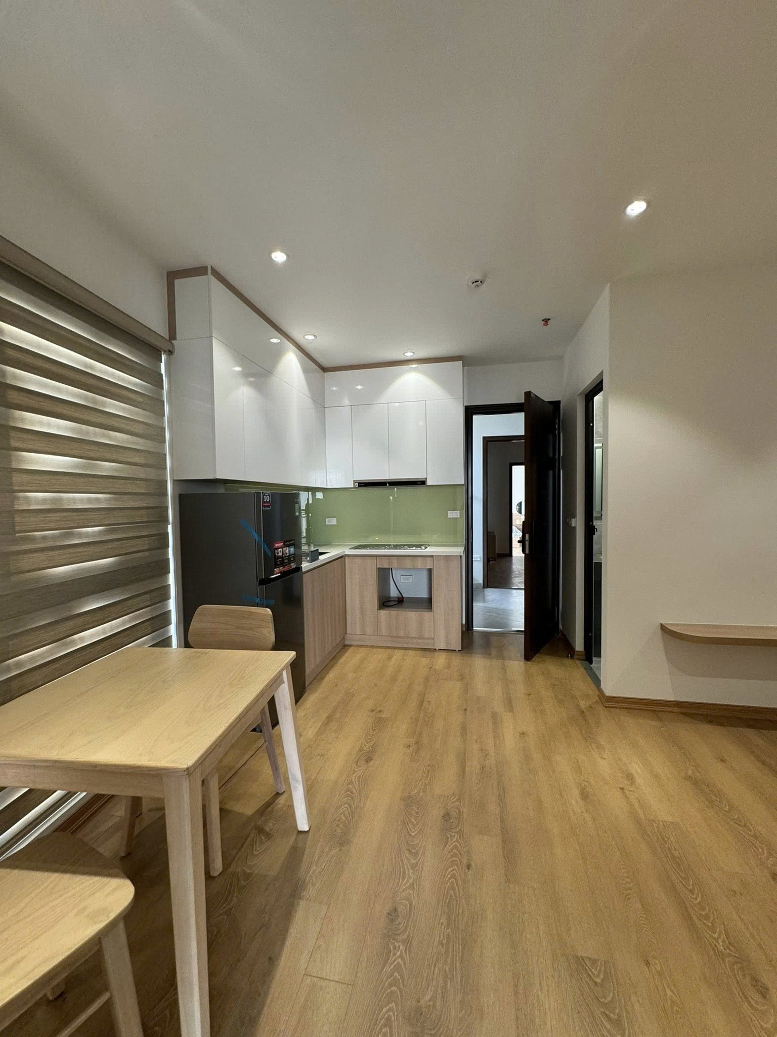 BÁN TÒA APARTMENT TRÍCH SÀI, TÂY HỒ – 100M² x 9T THANG MÁY – DT 135TR/TH – GARA Ô TÔ
