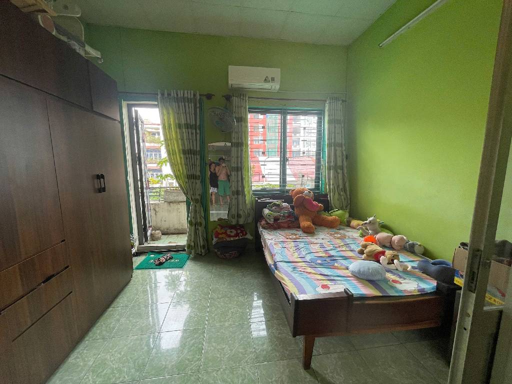 Lầu 2: chung cư ngay cầu Thị Nghè – Mặt tiền XVNT