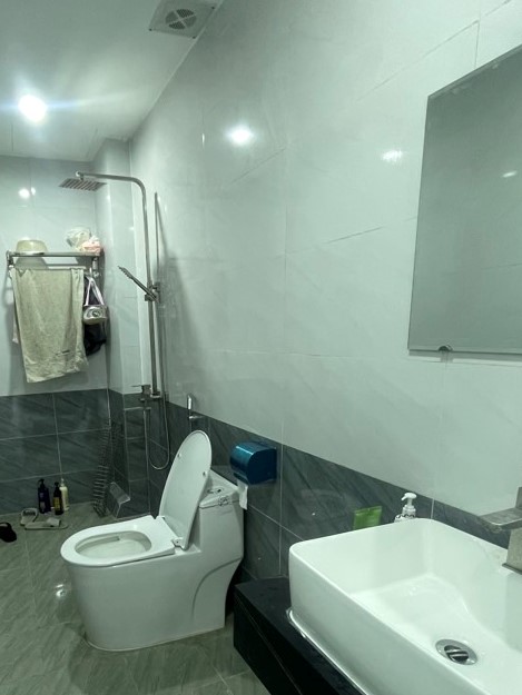 DUY NHẤT – NHÀ MỚI PHỐ LÒ ĐÚC – 30M² – 5 TẦNG – Ô TÔ CÁCH 10M – GIÁ 5.85 TỶ