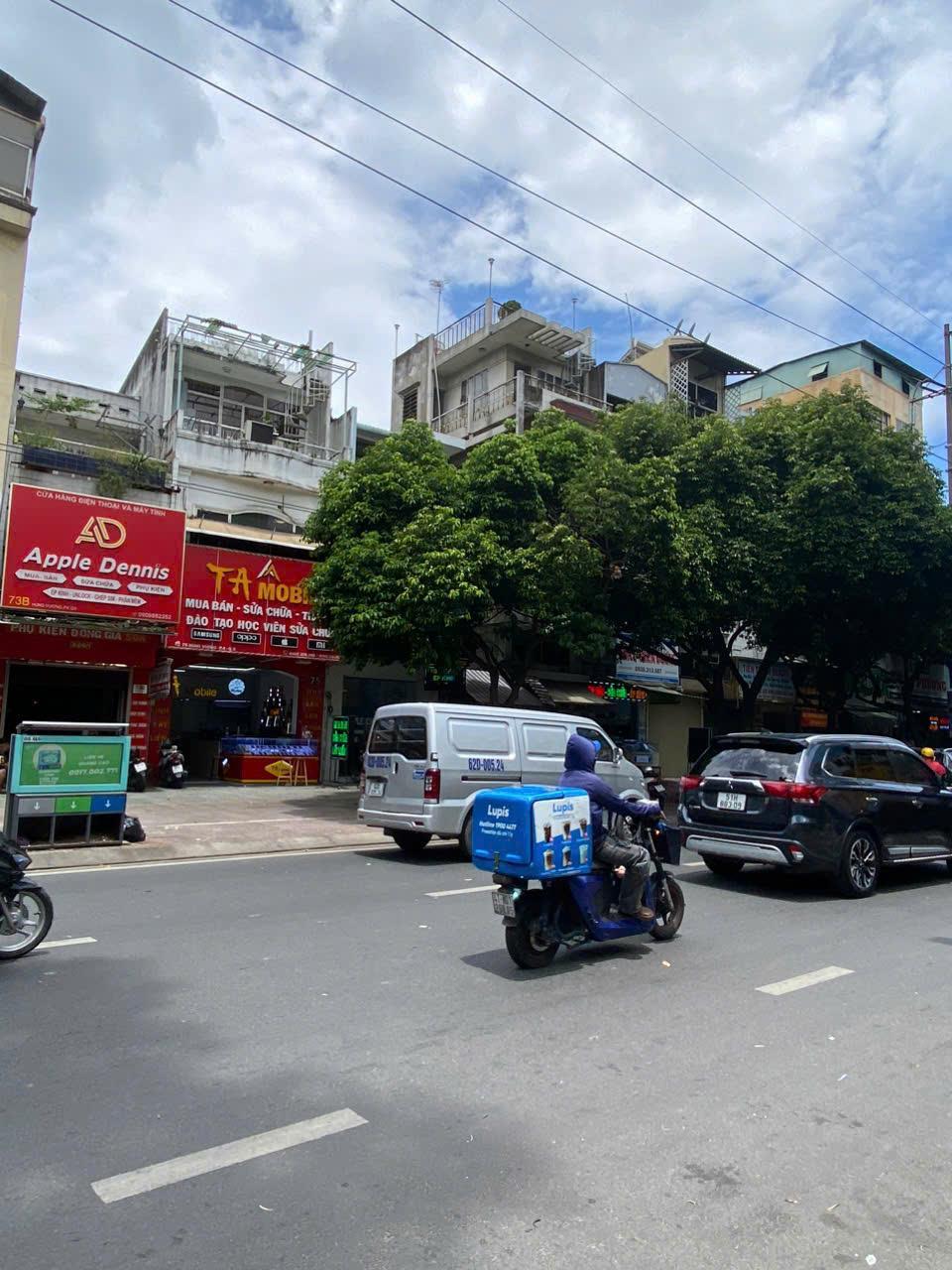 **(4.5×15) vuông vức_Nhỉnh 23Tỷ Sở hữu ngay Nhà MTKD sầm uất Hùng Vương Q5, 4Tầng BTCT