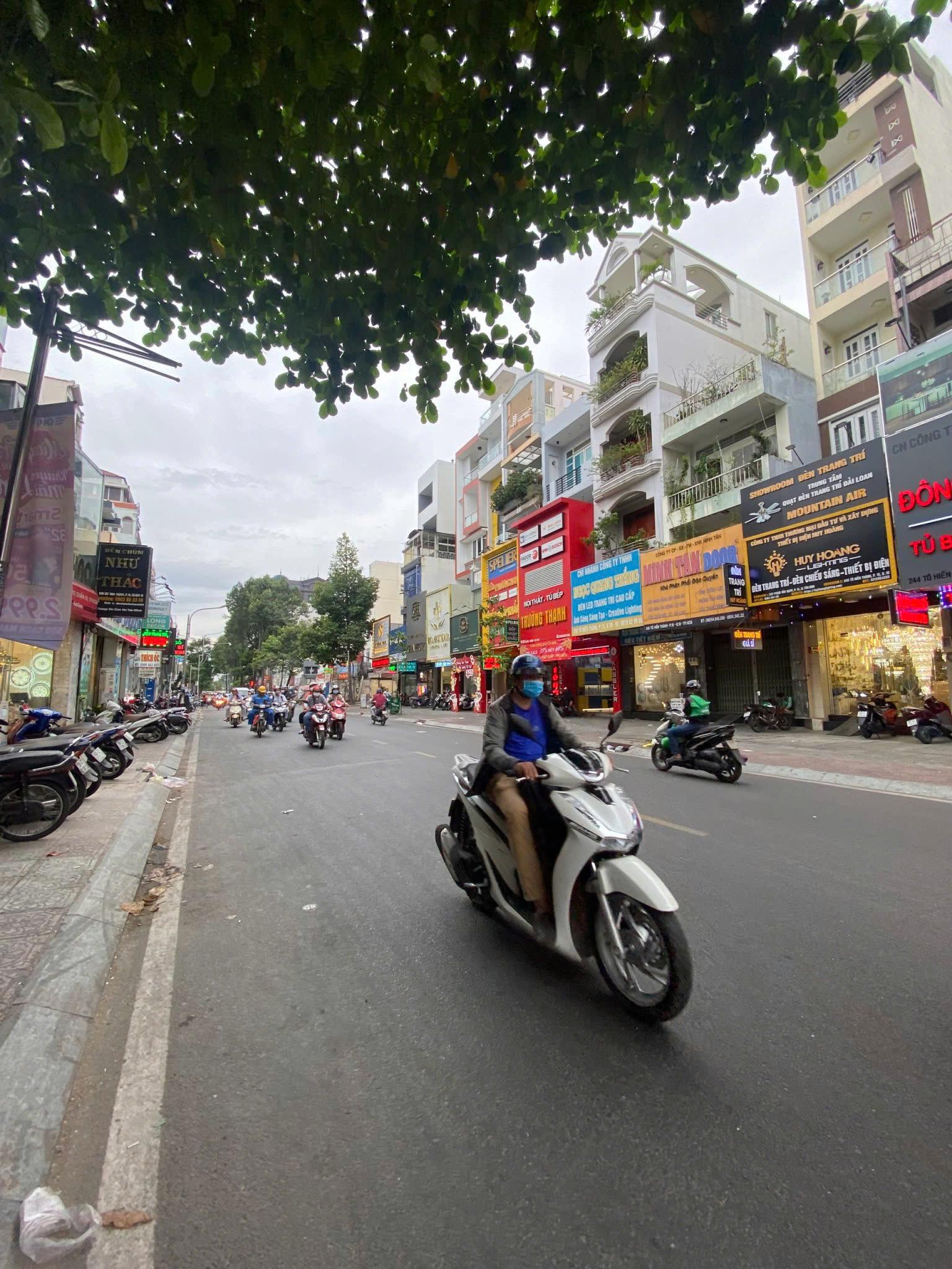 **27 Tỷ Hơn-Sở Hữu Ngay Nhà MTKD Tô Hiến Thành 4Tầng 4X20m_Vuông vức Khai Thác.50tr/th