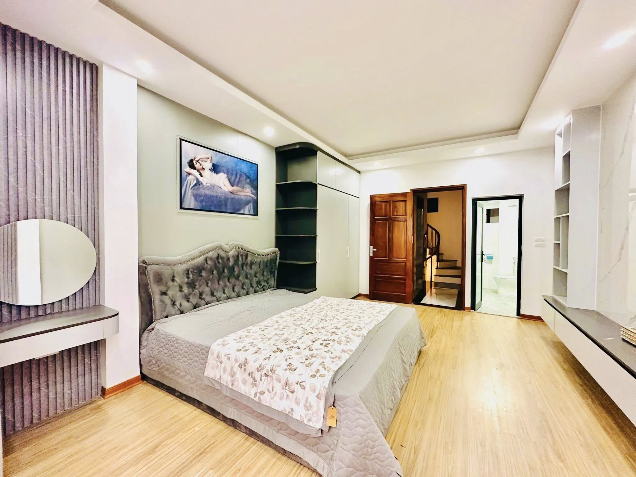 Nhỉnh 9 tỷ, 39m2 x 6T Thang máy, Văn Chương, Đống Đa, 40m ra Oto, nhà mới đẹp, ở ngay