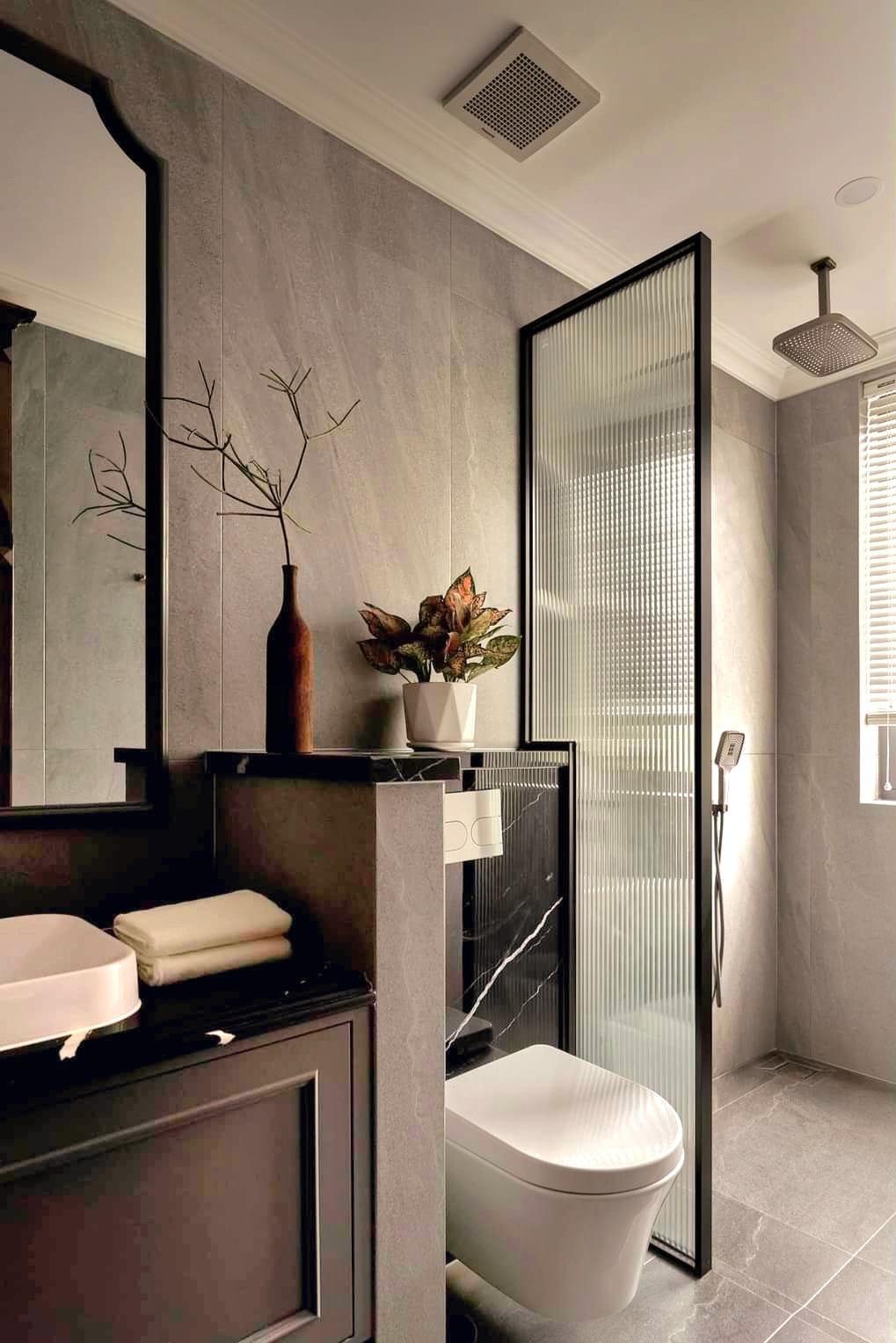 BÁN NHÀ NGUYỄN VĂN CỪ – 104m² – 4 TẦNG – THANG MÁY – NỘI THẤT CAO CẤP