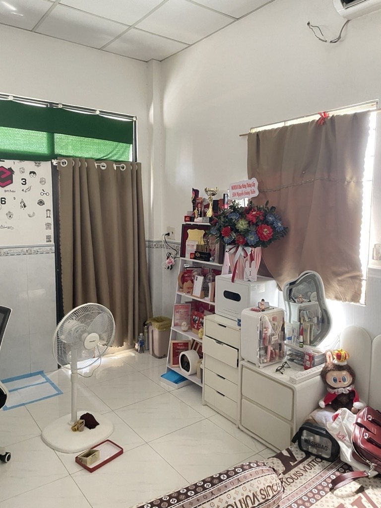 🏠🏠 CĂN GÓC 2 TẦNG THOÁNG MÁT / HẺM 3M🛺 – SÁT MẶT TIỀN HUỲNH TẤN PHÁT – P. TÂN THUẬN TÂY ** Q7
