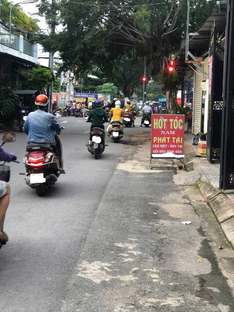 Bán nhà mặt tiền 3 tầng 5x20m giá 7,29 tỷ Đường Tân Chánh Hiệp 8