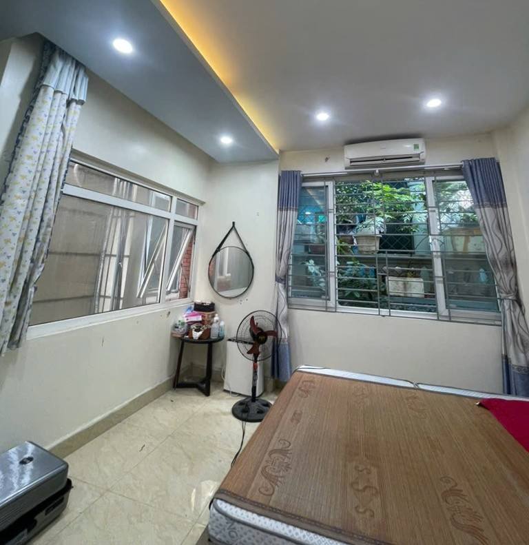 🔥CHÍNH CHỦ B.Á.N NHÀ DÂN XÂY LAI XÁ – 40m x 4 TẦNG CHẮC ĐẸP – CHỈ NHỈNH 5 TỶ! 🔥