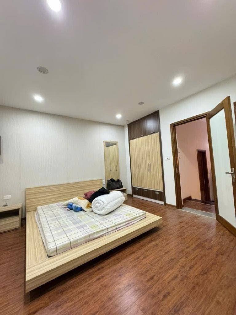 “NGÔI NHÀ NHỎ, HẠNH PHÚC LỚN” – LỜI TẠM BIỆT 35M² 5 TÂNG ĐẦY KỶ NIỆM Ở LAI XÁ