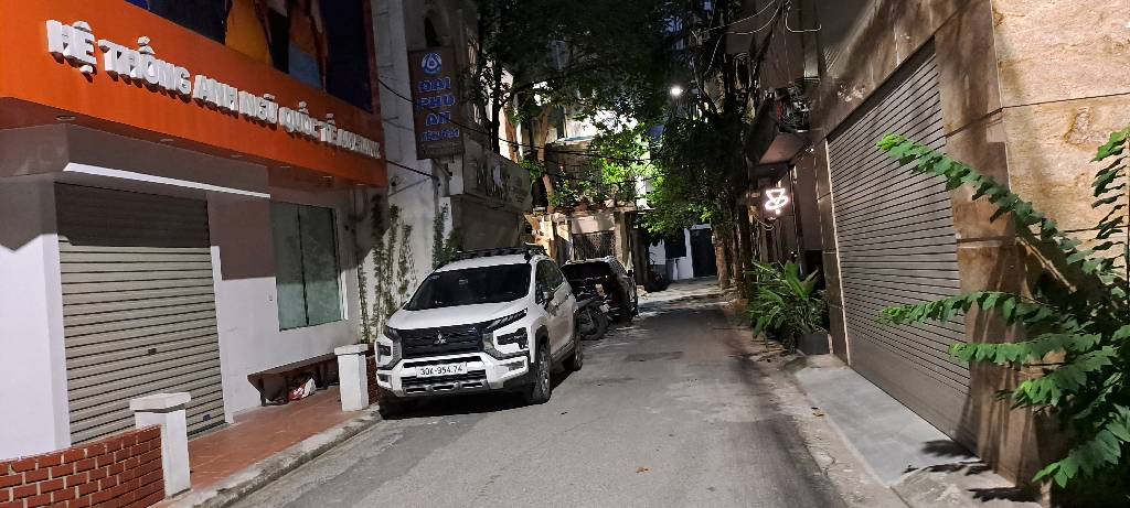 Phân lô ô tô tránh, hàng xóm Vinhomes Giảng Võ, ô tô tránh chỉ 16 tỷ