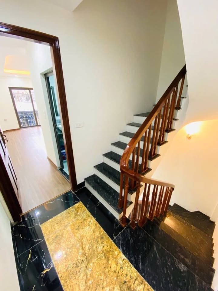 🏠 GIÁ KHÔNG TIN NỔI! NHÀ SIÊU ĐẸP DI TRẠCH 5 TẦNG – 34m² CHỈ 4,068 TỶ!