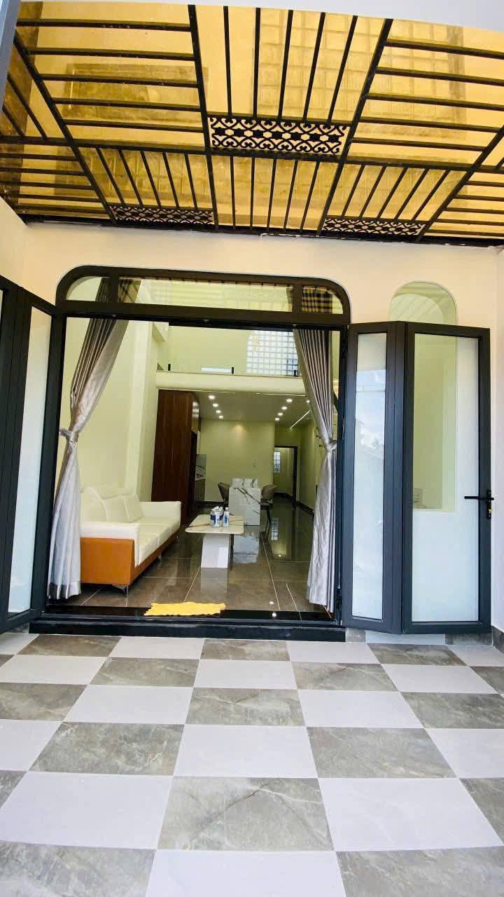 NHÀ HẺM XE HƠI THÔNG, DIỆN TÍCH RỘNG, GIÁ CỰC TỐT! GẦN CAO ĐẲNG ĐIỆN LỰC, TRƯỜNG HỌC UỶ BAN P AN PHÚ ĐÔNG