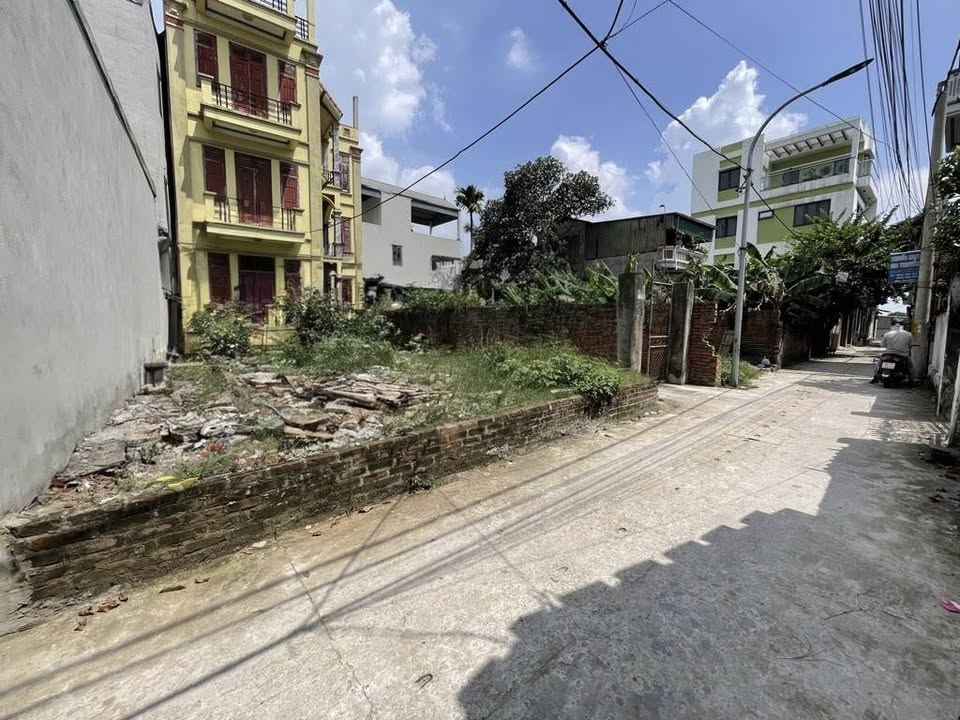 🚨 ĐẤT VÀNG NGÃ TƯ TRÔI – 36M² NHỎ XINH, Ô TÔ ĐỖ CỬA – CHỈ 3,X TỶ!