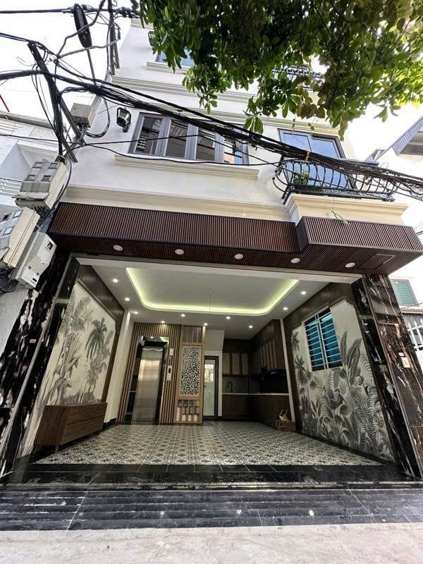 BÁN NHÀ ĐẸP LONG BIÊN, Chỉ 9,2 TỶ, 45m², 6 TẦNG – THANG MÁY XỊN Ô tô vào nhà – Ngõ thông cực thoáng