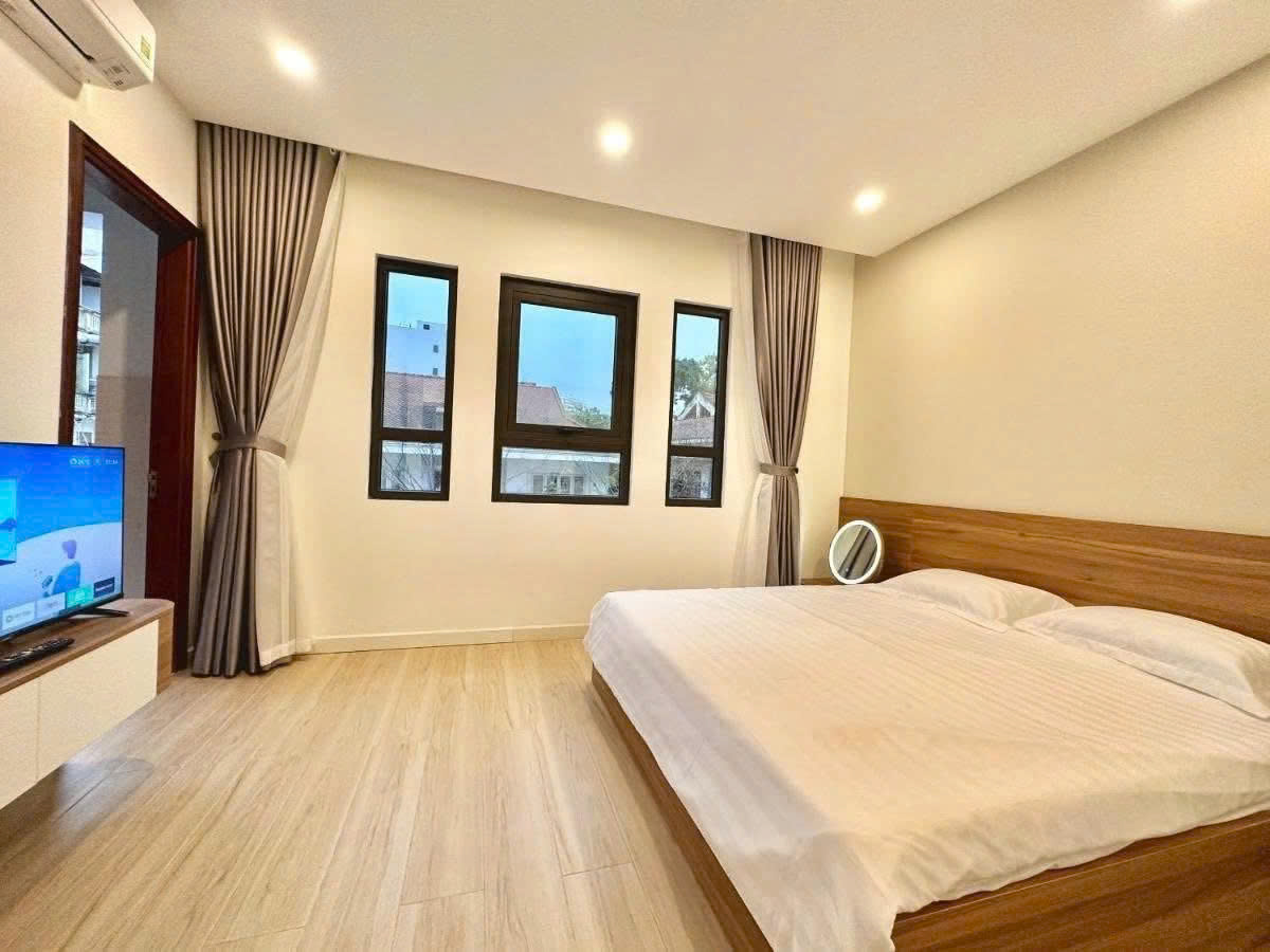 BÁN TÒA APARTMENT MẶT PHỐ VÕNG THỊ, TÂY HỒ – 115M x 9T CÓ HẦM – Ô TÔ TRÁNH – GIÁ 100 TỶ