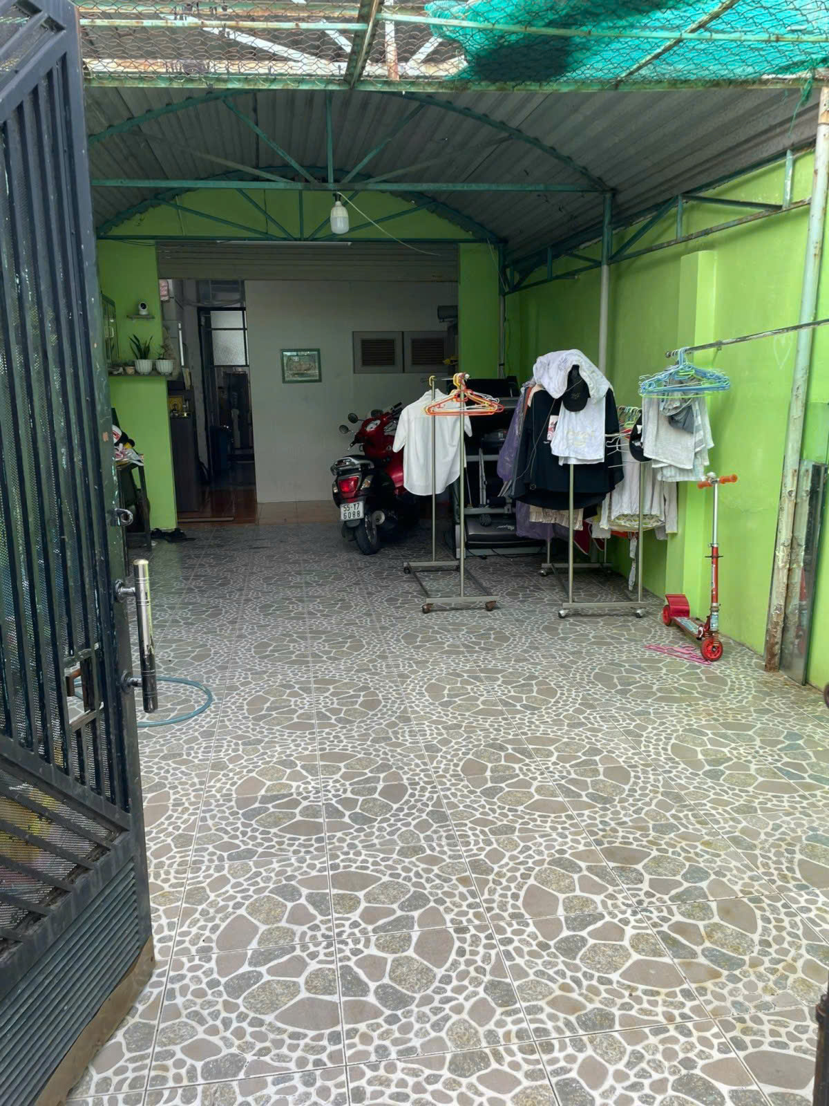 BÁN NHÀ 110m2 Ngang 4.5m nở hậu 2 tầng BTCT chắn chắn ngay đường Bùi Minh Trực, Quận 8