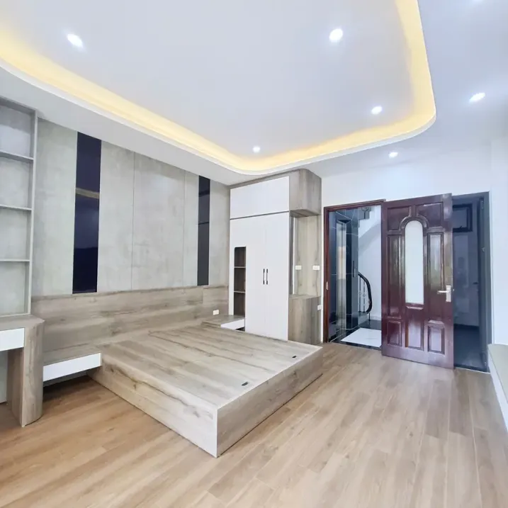 CC CẦN BÁN THANH XUÂN – 6 TẦNG THANG MÁY – XÂY MỚI KÍNH KOONG- GIẾNG TRỜI THOÁNG SÁNG NHỈNH 9 TỶ