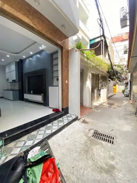 CC CẦN BÁN THANH XUÂN – 6 TẦNG THANG MÁY – XÂY MỚI KÍNH KOONG- GIẾNG TRỜI THOÁNG SÁNG NHỈNH 9 TỶ