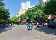 bán nhà mặt phố Ngọc Lâm, 275m, mặt tiền 7m, gần CA phường, cách cầu Chương Dương 300m