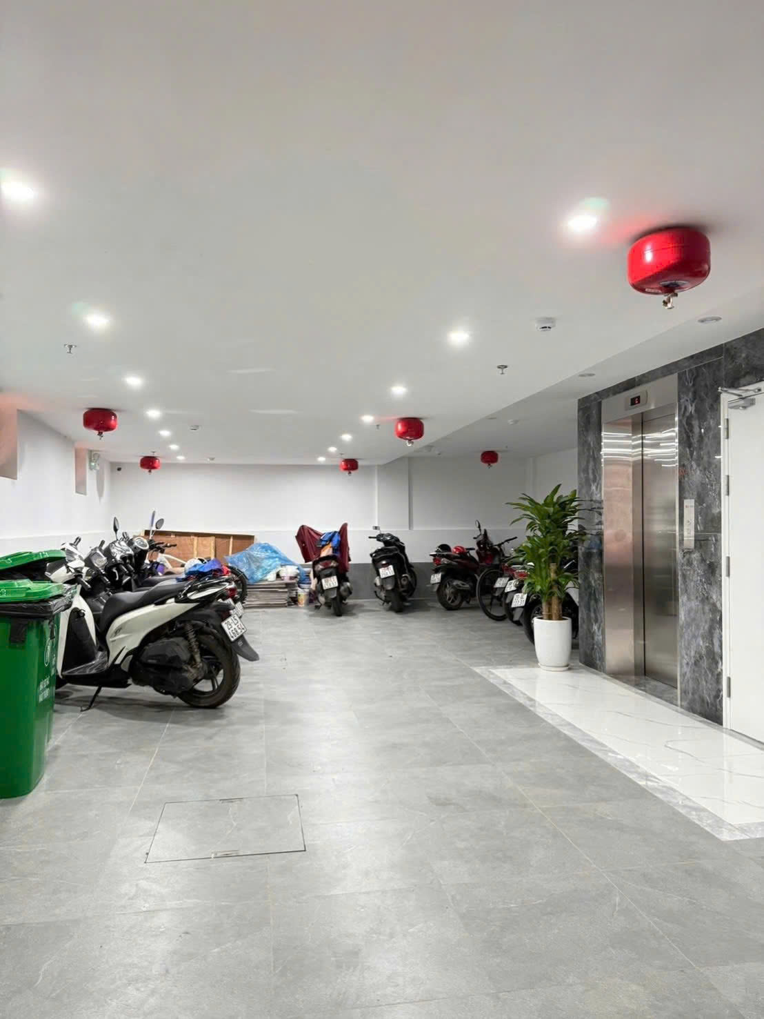 BÁN TÒA APARTMENT PHỐ PHAN KẾ BÍNH, BA ĐÌNH – 120M x 10T – DÒNG TIỀN 200TR/TH – GIÁ 48 TỶ