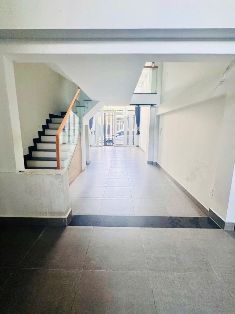 BÁN NHÀ SIÊU PHẨM ĐƯỜNG SỐ 12, HIỆP BÌNH PHƯỚC, TP, THỦ ĐỨC – KHU PHÂN LÔ ĐỒNG BỘ – HẺM XE HƠI – CHỈ 6.5 TỶ