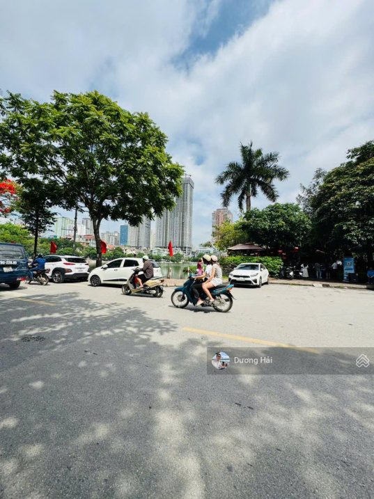 Bán nhà Phân Lô Đỗ Nhuận – Xuân Đỉnh – 102m – MT 7m – Gần Ngoại Giao Đoàn CV Hòa Bình – Vỉa Hè KD