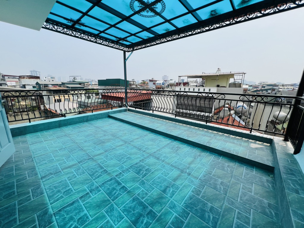 Kim Giang, 51m 7 tầng sang trọng, ô tô tránh đỗ, lô góc, sổ vuông