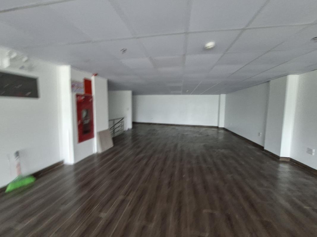 NHÀ MẶT-PHỐ HÒNG TIẾN 730m2 Full Thổ cư, Long Biên – Hà Nội. Thang máy. Tầng hầm. Kinh doanh vô địch.Dòng tiền cực tốt