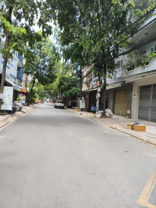 Nhà KDC Trung Sơn, 120m2 – 4 tầng – 5pn gần trường Nam Acb – chỉ 17 tỷ hơn
