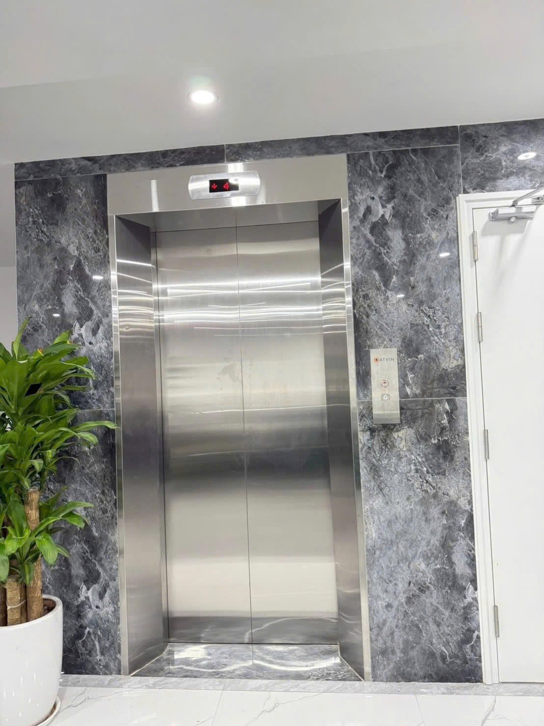 BÁN TÒA APARTMENT PHỐ PHAN KẾ BÍNH, BA ĐÌNH – 120M x 10T – DÒNG TIỀN 200TR/TH – GIÁ 48 TỶ