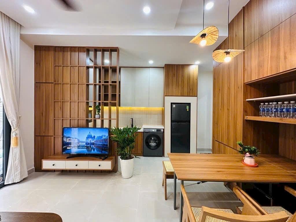 Bán nhà Nguyễn Công Hoan, P.7, 4.8x7m, 1 trệt, 1 lầu, 2pn, 2wc, đủ nội thất, 4.18 tỷ, TL