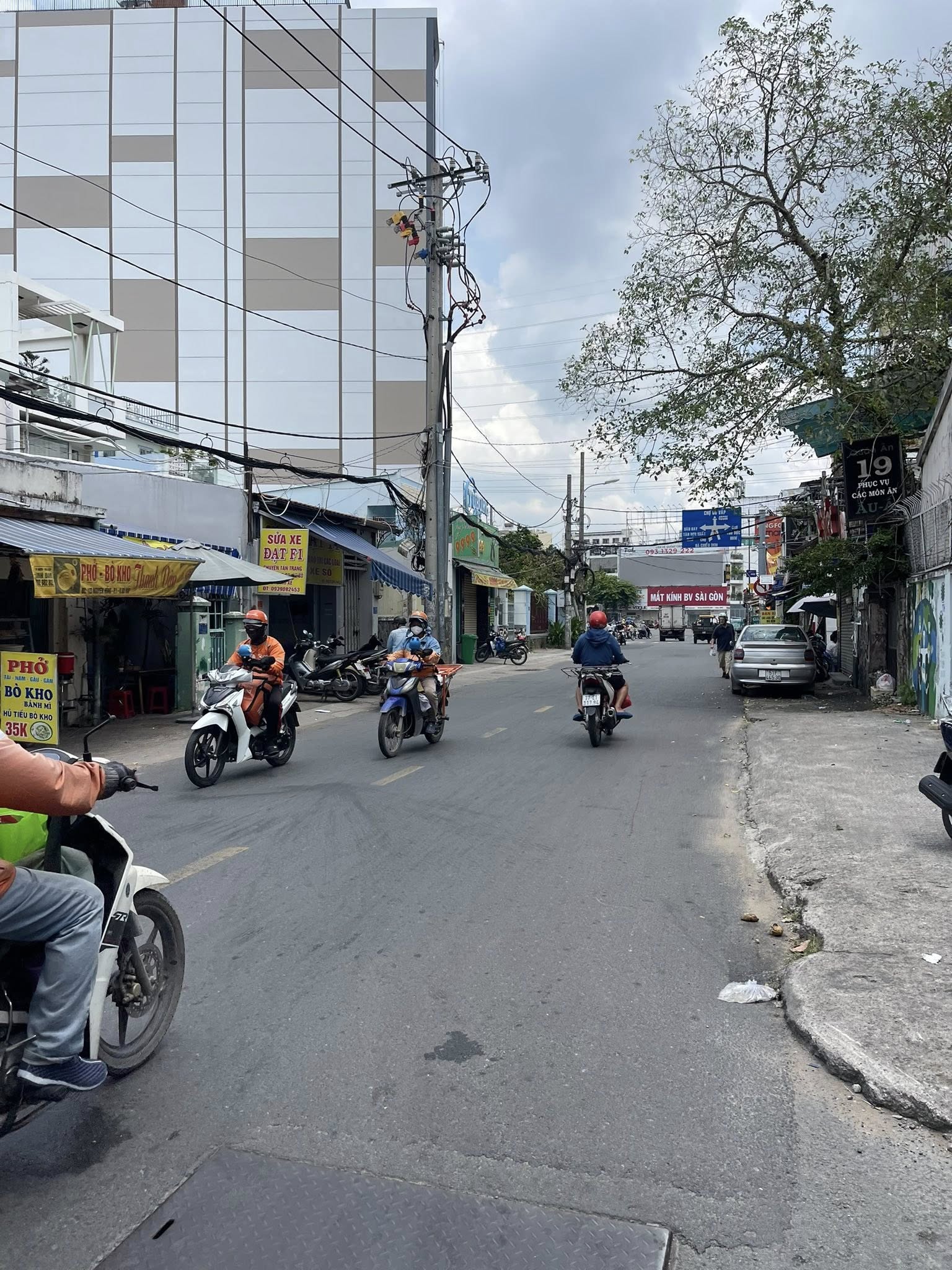 MẶT TIỀN KINH DOANH GÓC VÀNG PHẠM VĂN ĐỒNG