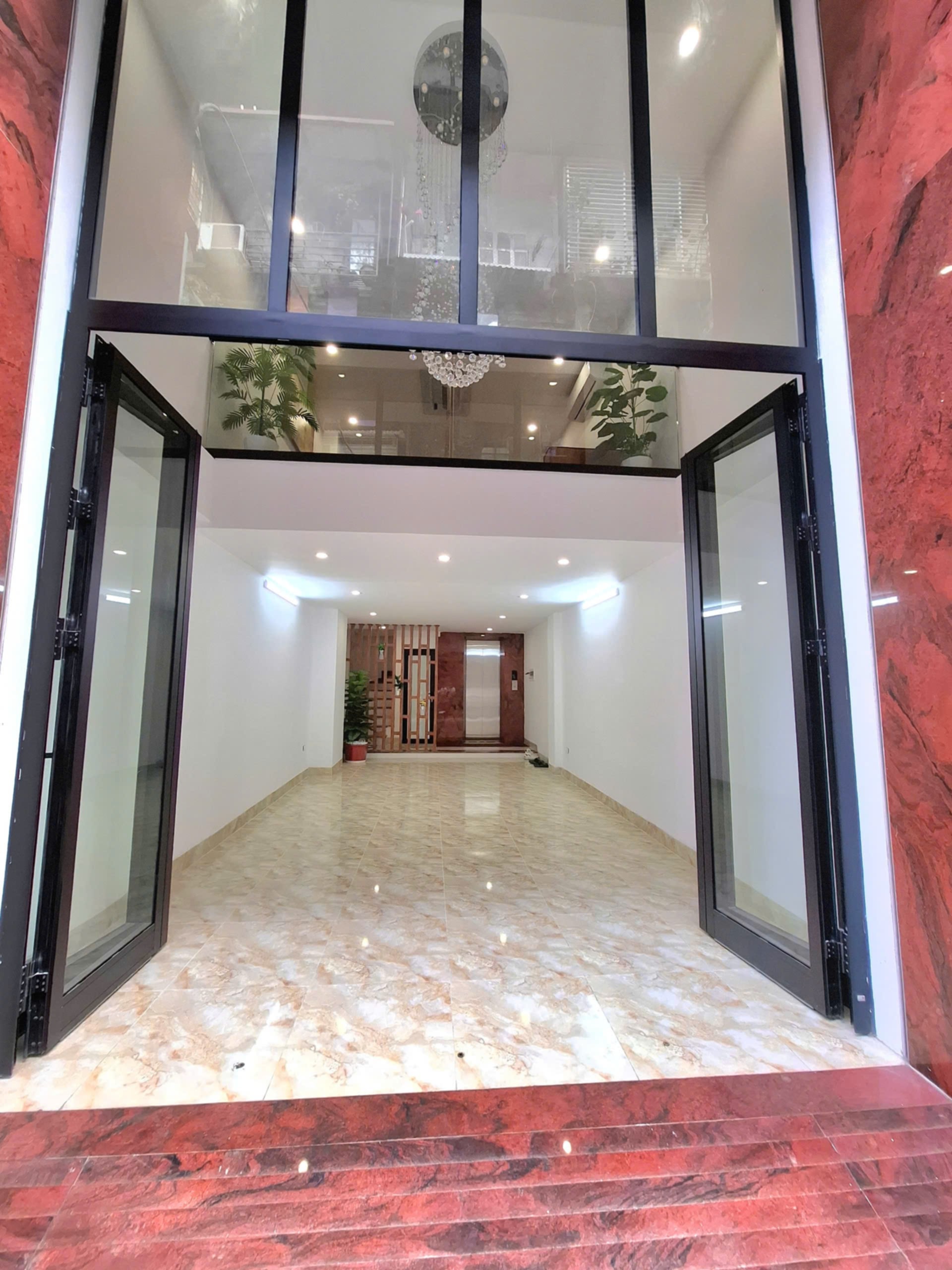 PHƯƠNG MAI 45m 7 tầng –VỊ TRÍ ĐỈNH – NGÕ RỘNG NHƯ PHỐ – 2 Ô TÔ TRÁNH – DÂN TRÍ ĐỈNH