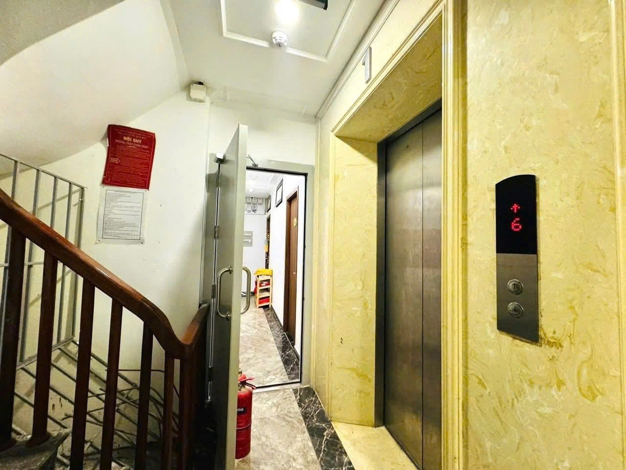 BÁN TÒA APARTMENT VÕ CHÍ CÔNG, TÂY HỒ – DÒNG TIỀN 4.8 TỶ/NĂM – 176M² x 9T CÓ HẦM – MT 8M – GIÁ 82 TỶ