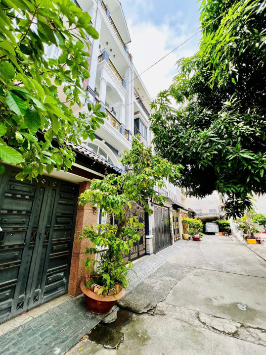 GẦN PHẠM VĂN ĐỒNG – Ô TÔ NGỦ – 57.8m2 – 4 TẦNG BCTC – 7 CHDV – 40tr/th