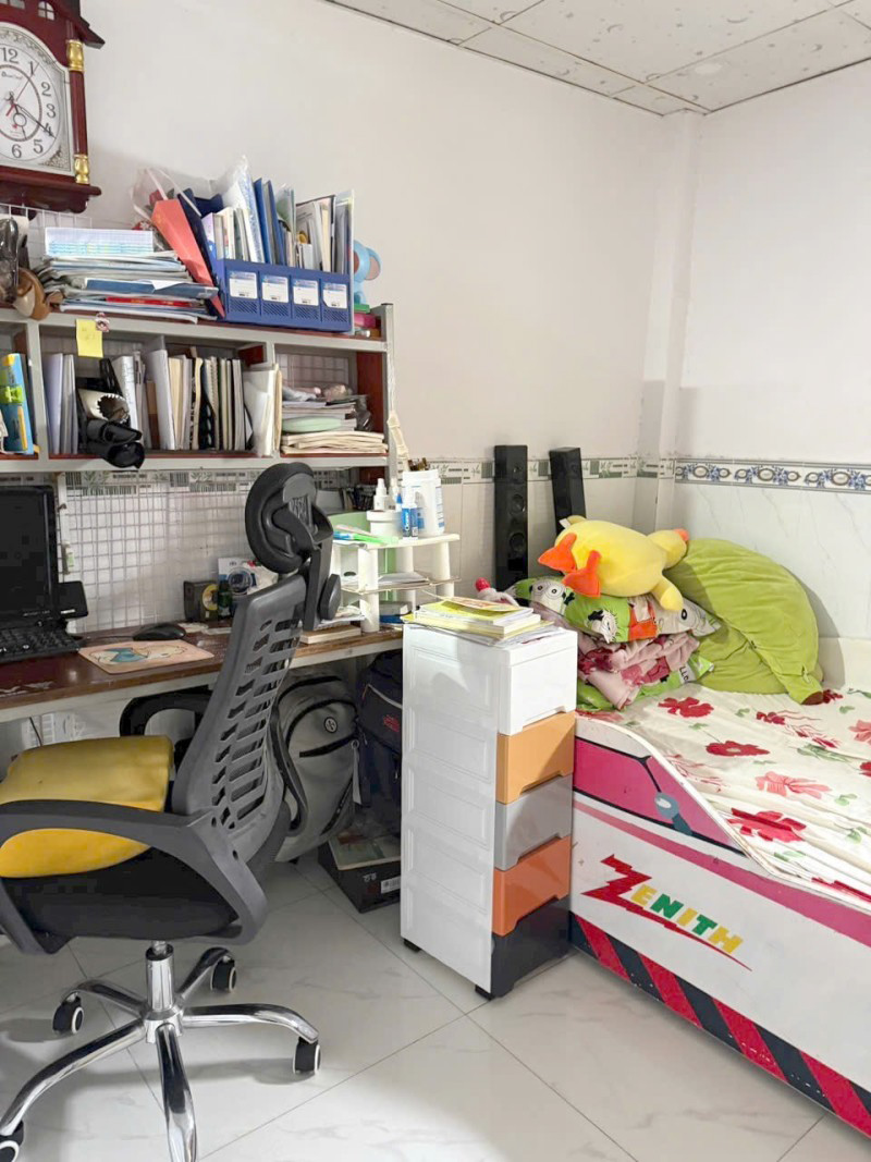 Bán Nhà Ngộp Bank Linh Xuân – 2 Tầng 44m² – 3PN – Hẻm Xe Hơi – Chỉ 3.5 Tỷ – Sổ Riêng