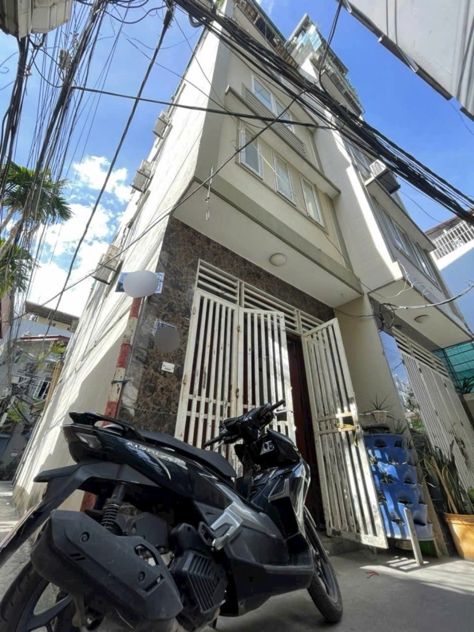 Bán nhà Phố Mai Động, Tam Trinh DT 35m 5 Tầng. Lô góc 2 mặt thoáng, chỉ 6 tỷ 6
