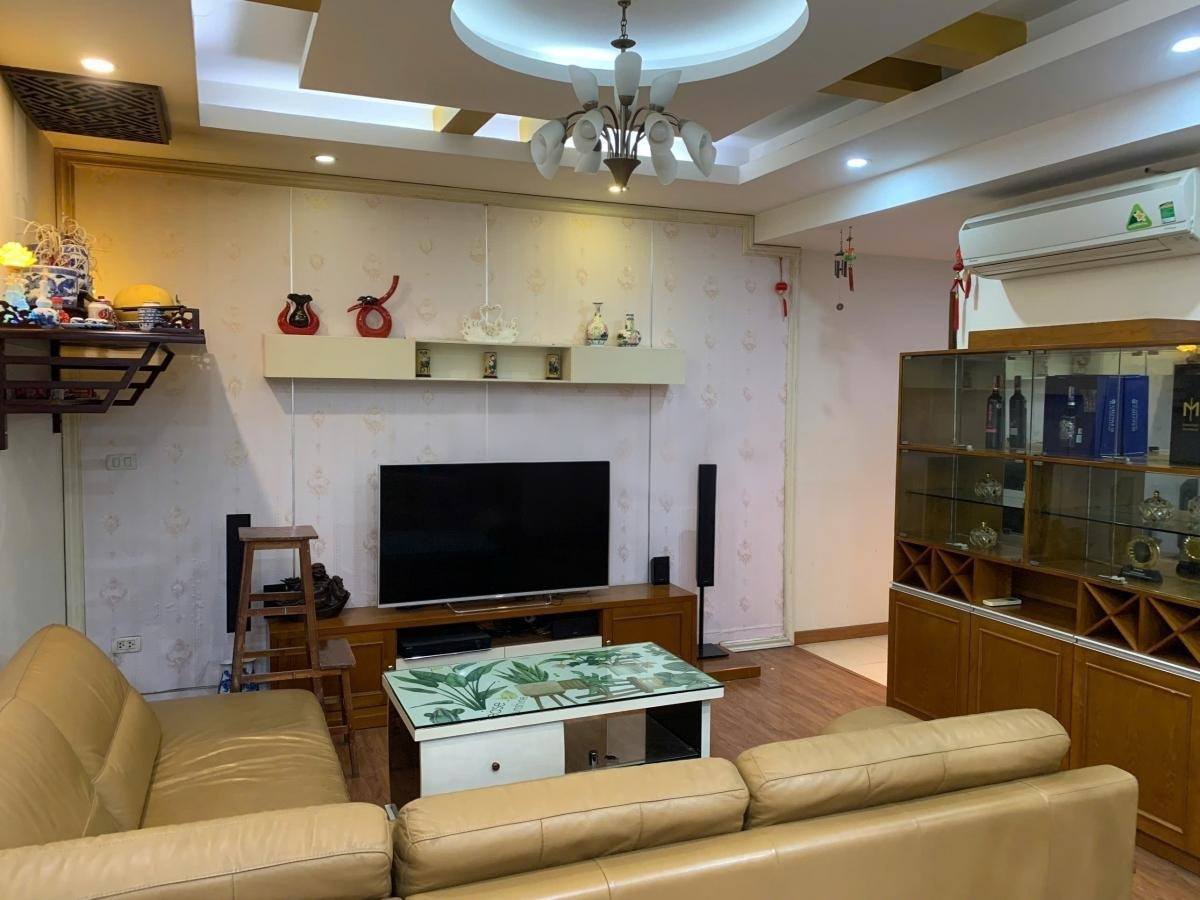 Cho thuê căn hộ chung cư Hồ Tùng Mậu, 106m2, 3 ngủ, 16 Triệu Full đồ
