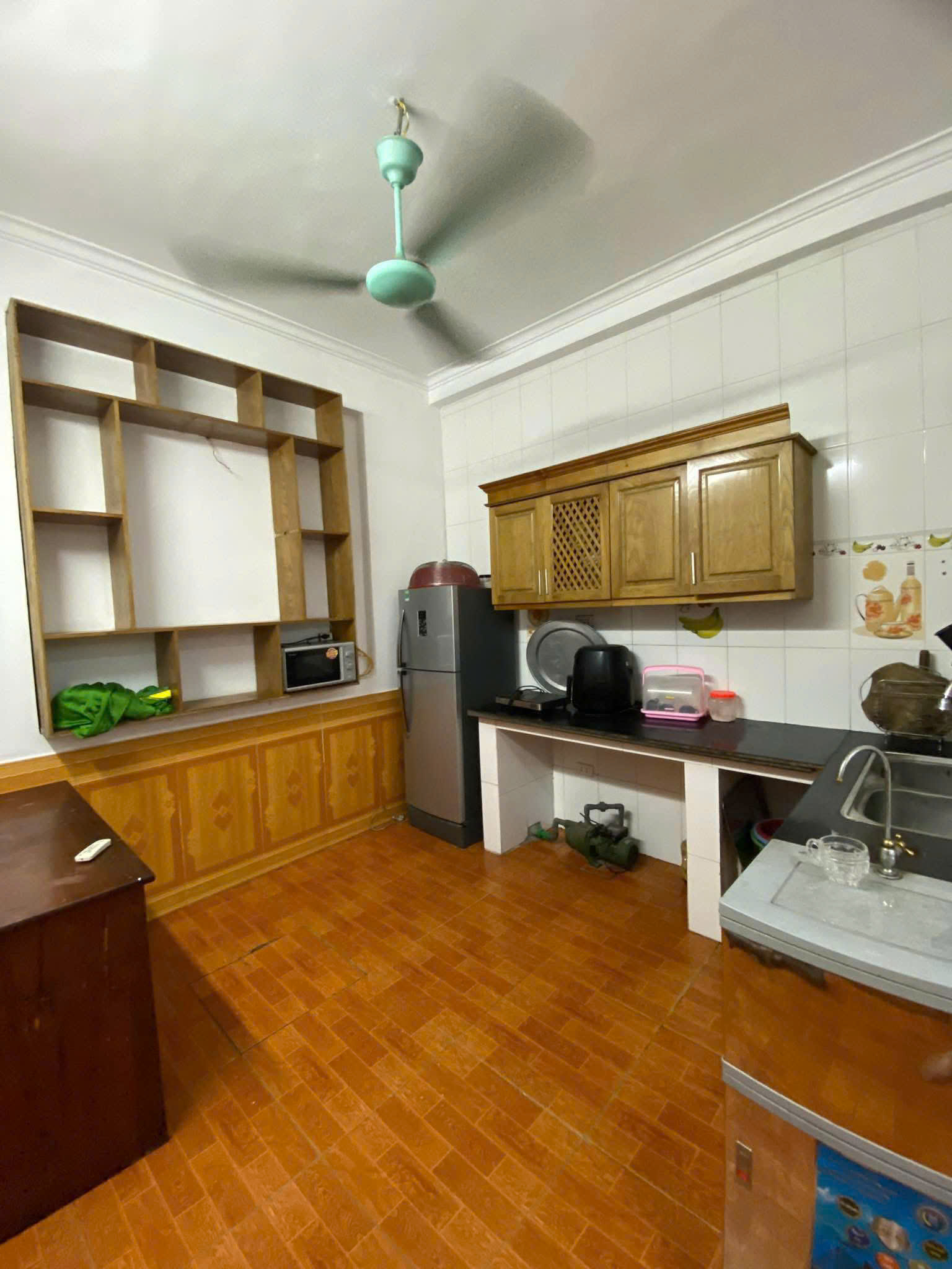 Cho thuê nhà ngõ Bùi Xương Trạch, 3 tầng x 38m2, 3 ngủ, 10 Triệu