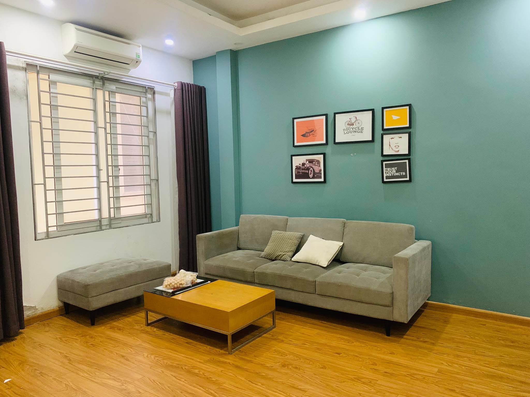 Cho thuê nhà ngõ ô tô 218 Hoàng Mai, 5 tầng x 30m2, 3 ngủ, 12 Triệu Full đồ