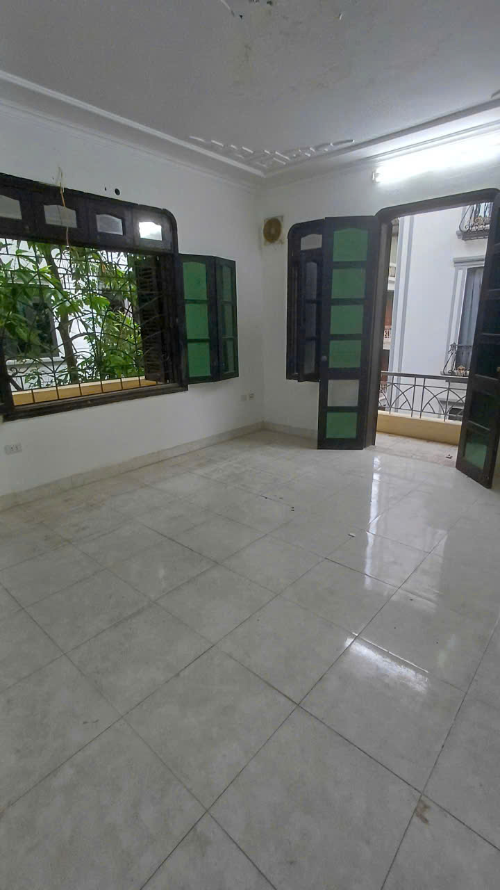 Cho thuê liền kề KĐT Bắc Linh Đàm gần VD3 Hoàng Mai, 75m2 x4 tầng, 4 ngủ, 3 wc, 22 Triệu