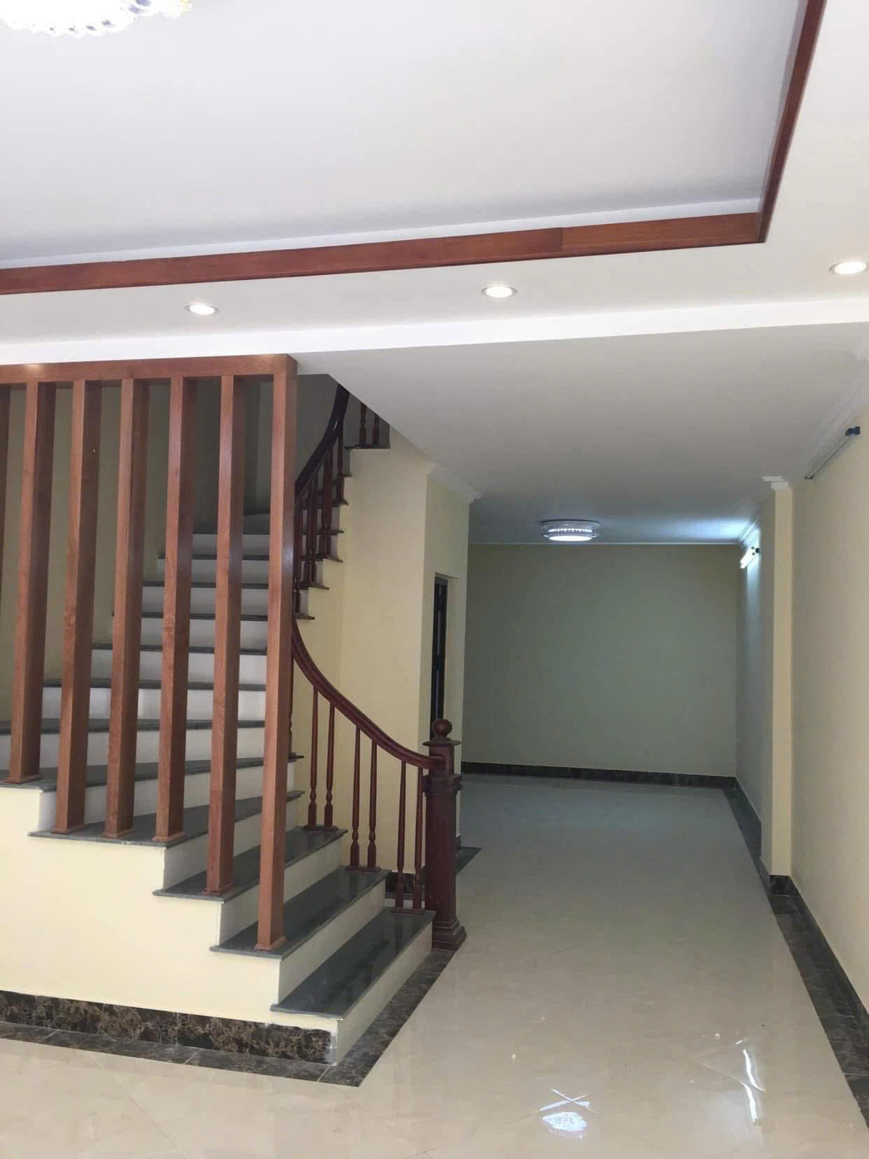 Cho thuê nhà nguyên căn ngõ 141 Giáp Nhị, 65m2 x 4 tầng, 4 ngủ, 3 wc, 16 triệu/tháng
