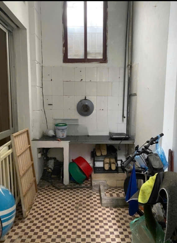 Cho thuê nhà Phố Minh Khai 3 tầng x 20m2, 2 ngủ, 2 vệ sinh chỉ 4.5 triệu/tháng