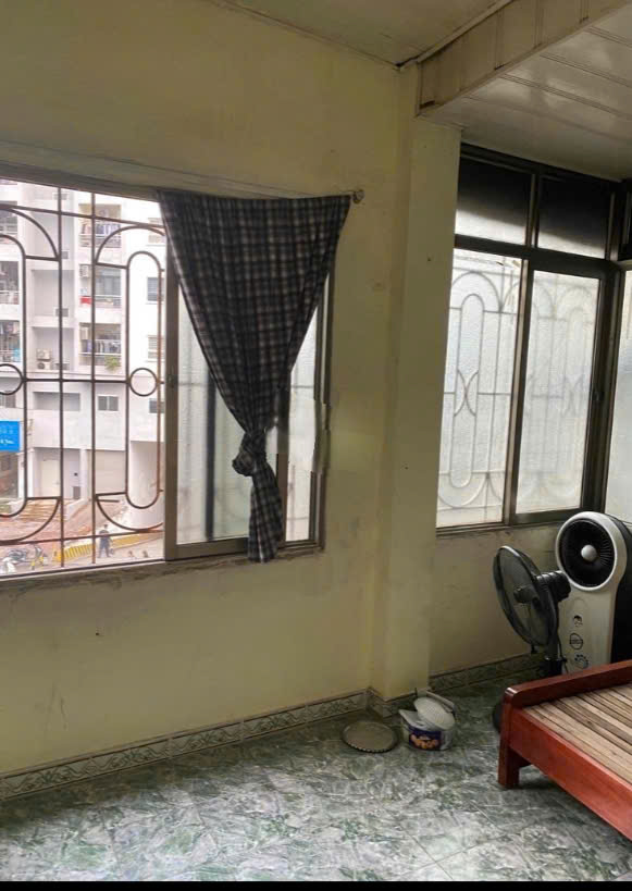 Cho thuê nhà Phố Minh Khai 3 tầng x 20m2, 2 ngủ, 2 vệ sinh chỉ 4.5 triệu/tháng